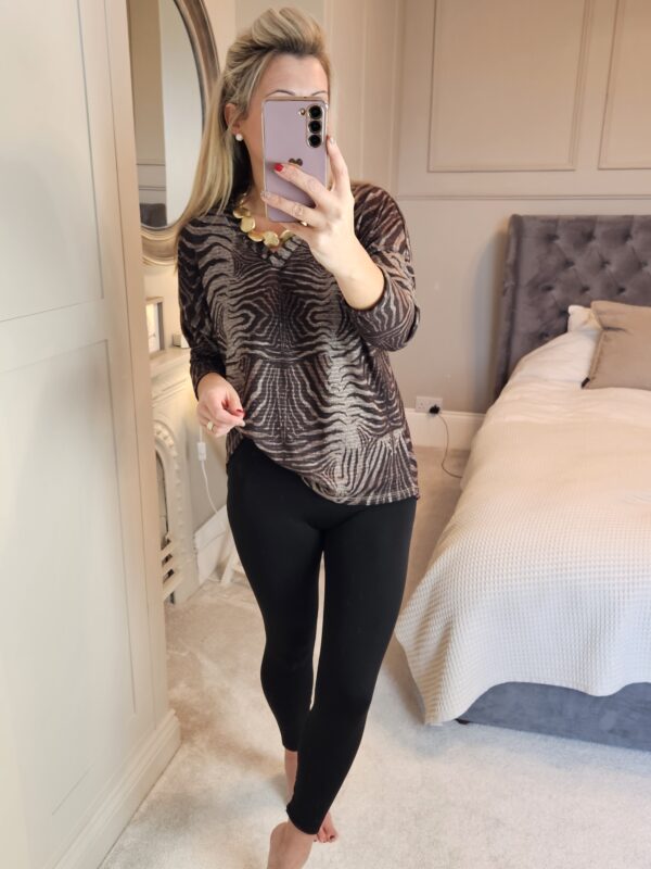 zebra top