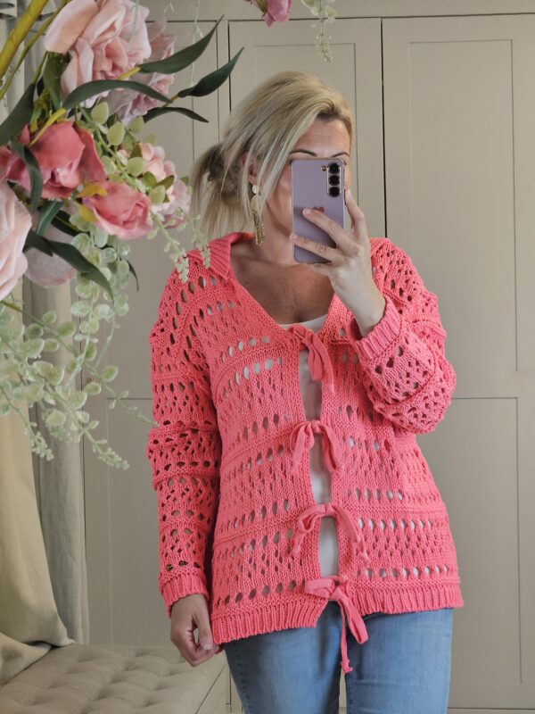 thea cardigan
