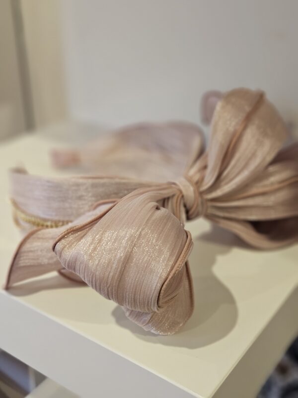 pink hairband