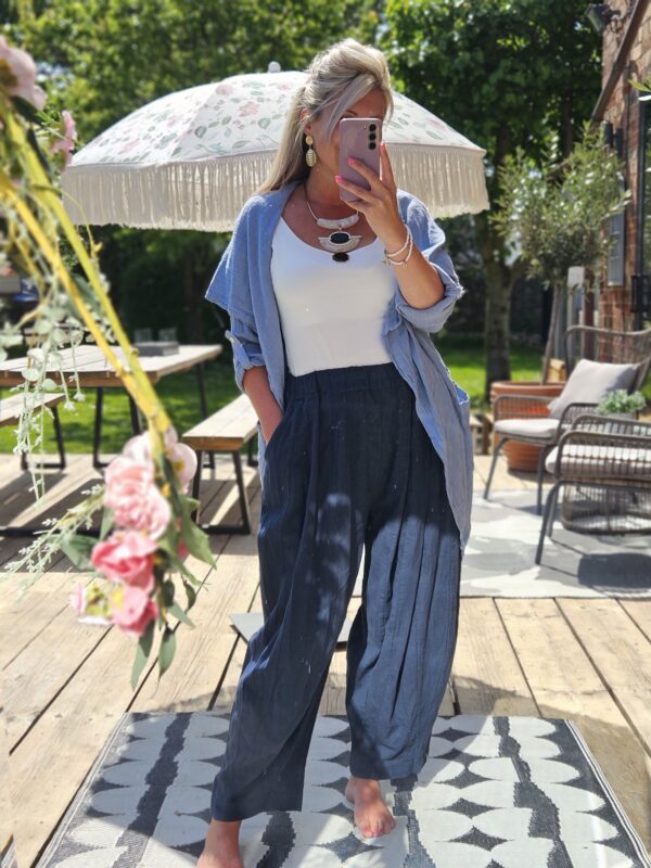 Linen trousers navy