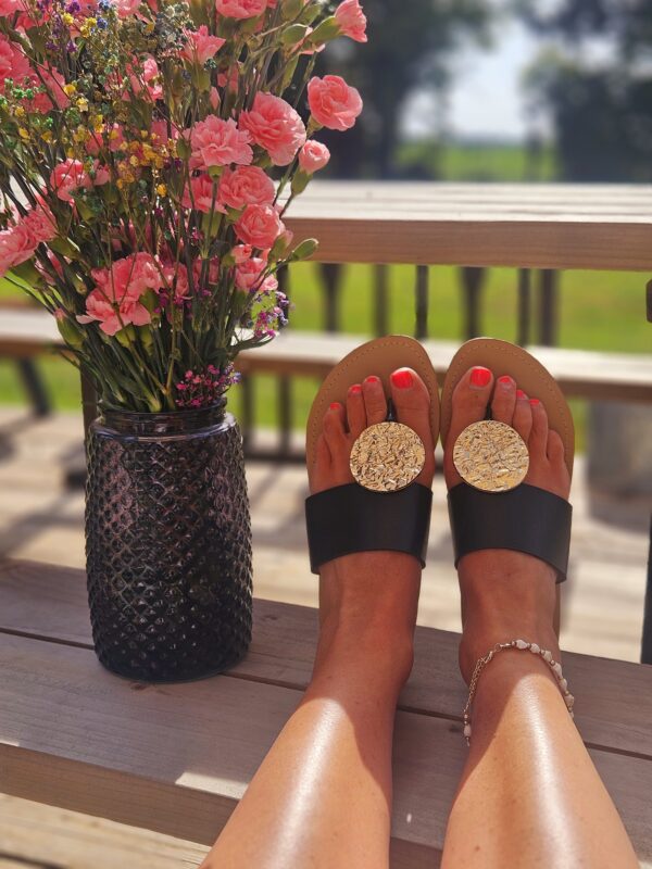 Black sandal