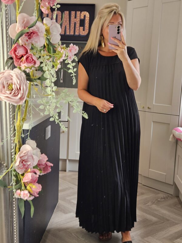 serenity dress black