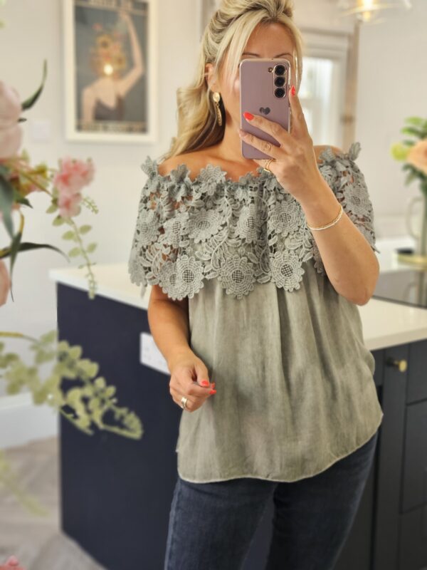 Maya top khaki