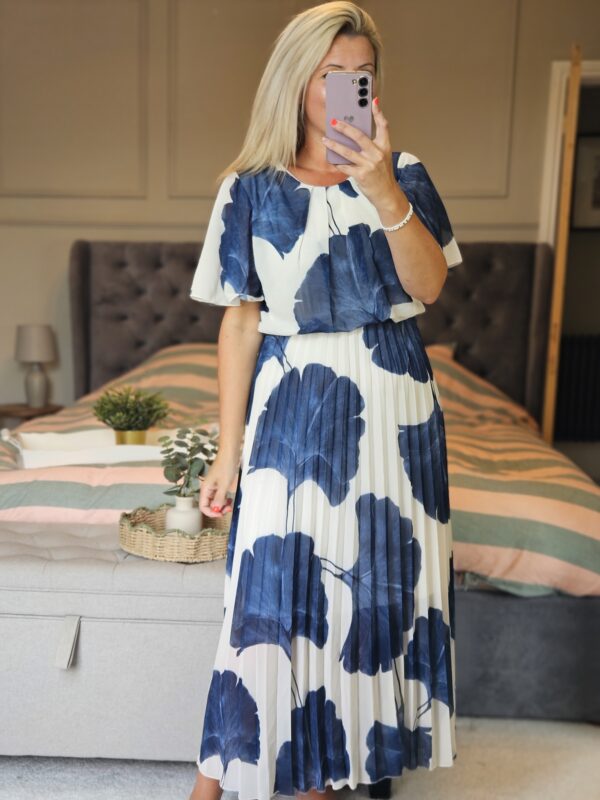 Freya dress blue