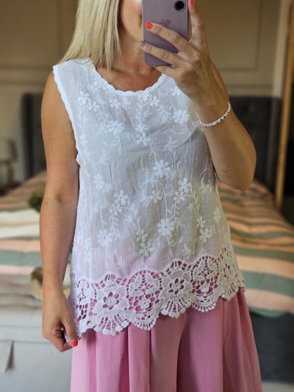 Mia top white