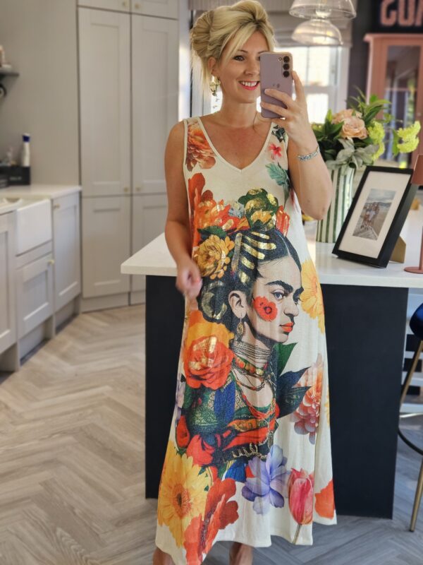 Lady dress