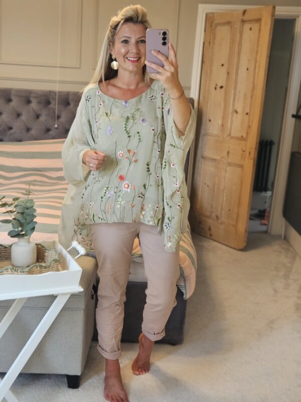 Lola-May top
