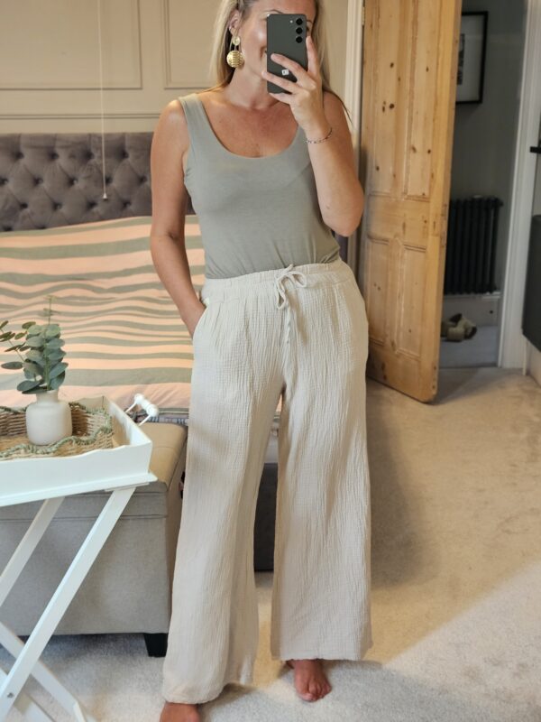 Ecru trousers