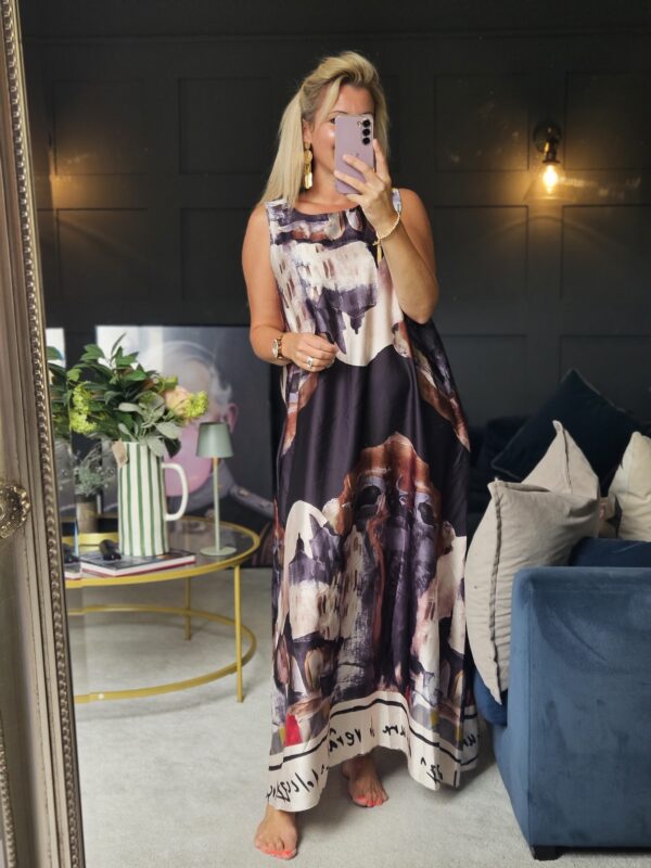 Alasssio dress chocolate