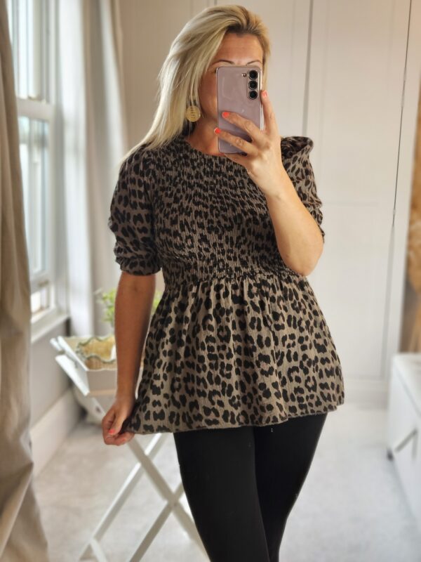 leopard top