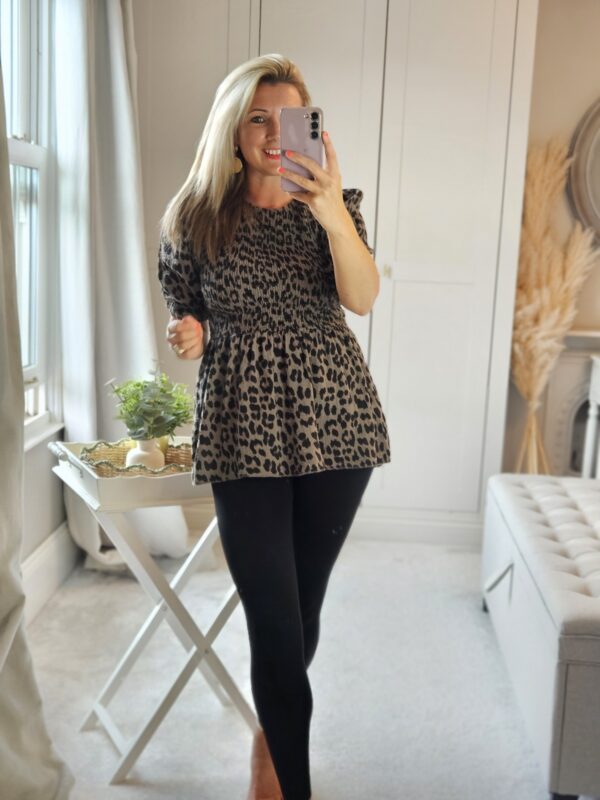leopard top